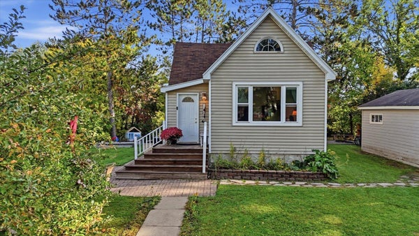 106 HARTLEY ST, COLERAINE, MN 55722 - Image b1b8205febc14b80b48dfe4aab08c8d4/1198425597