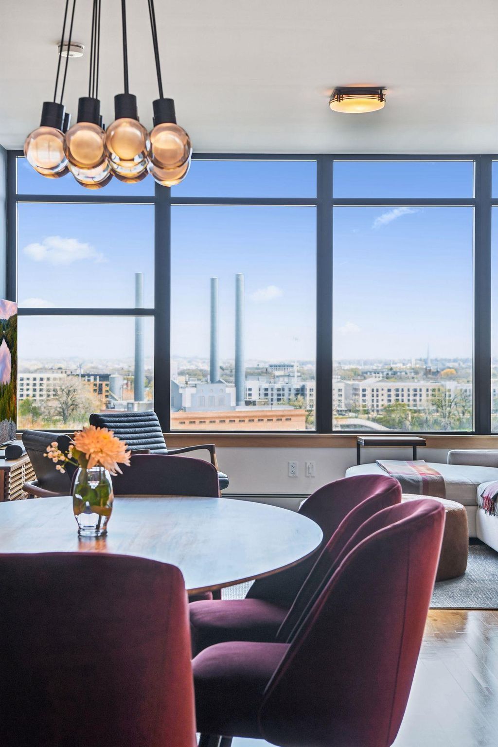 Photo of 215 10th Avenue S #708, Minneapolis, MN 55415 (MLS # 7050013)