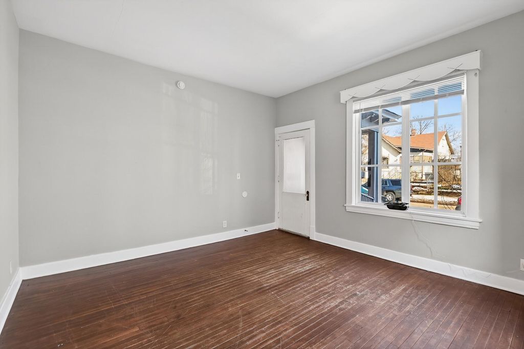 Photo of 2428 11th Avenue S, Minneapolis, MN 55404 (MLS # 7033911)