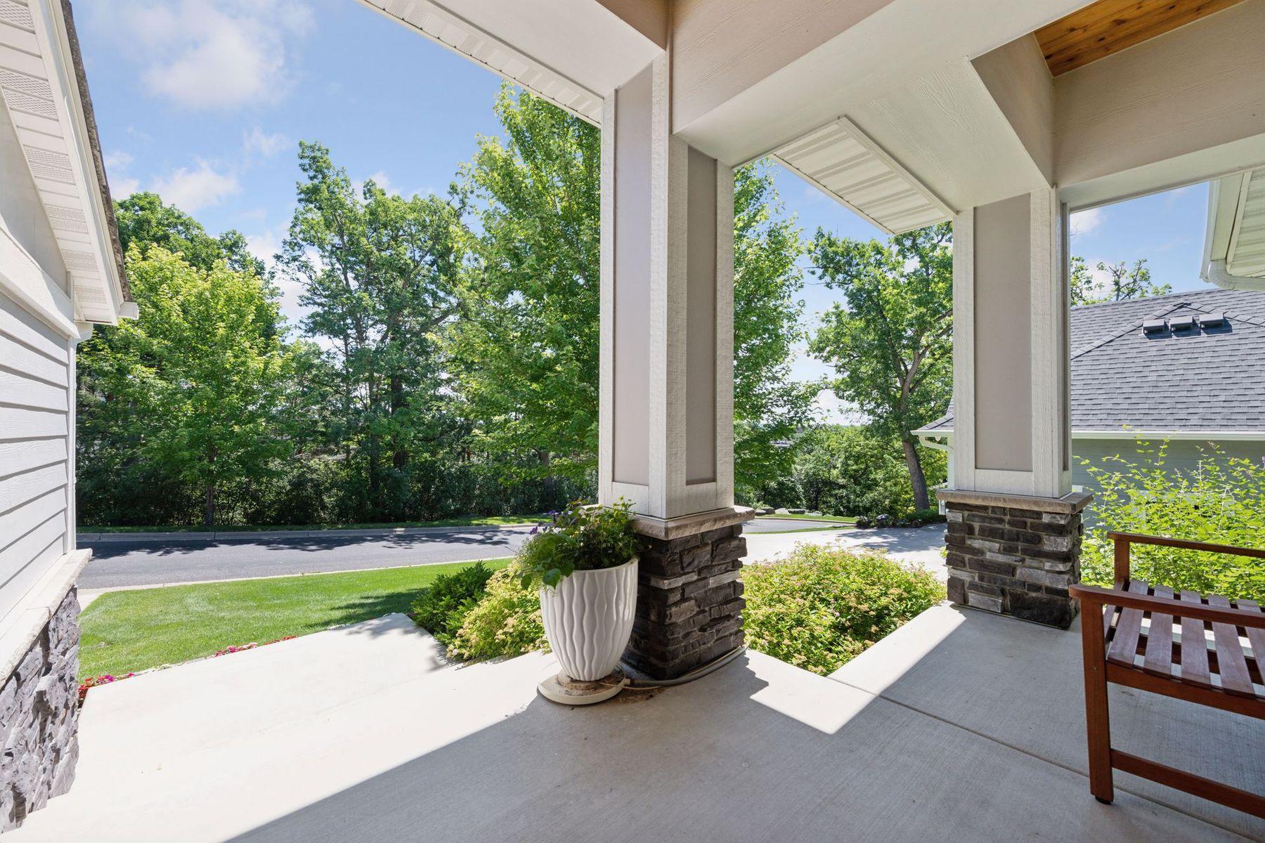 6300 Montee Drive