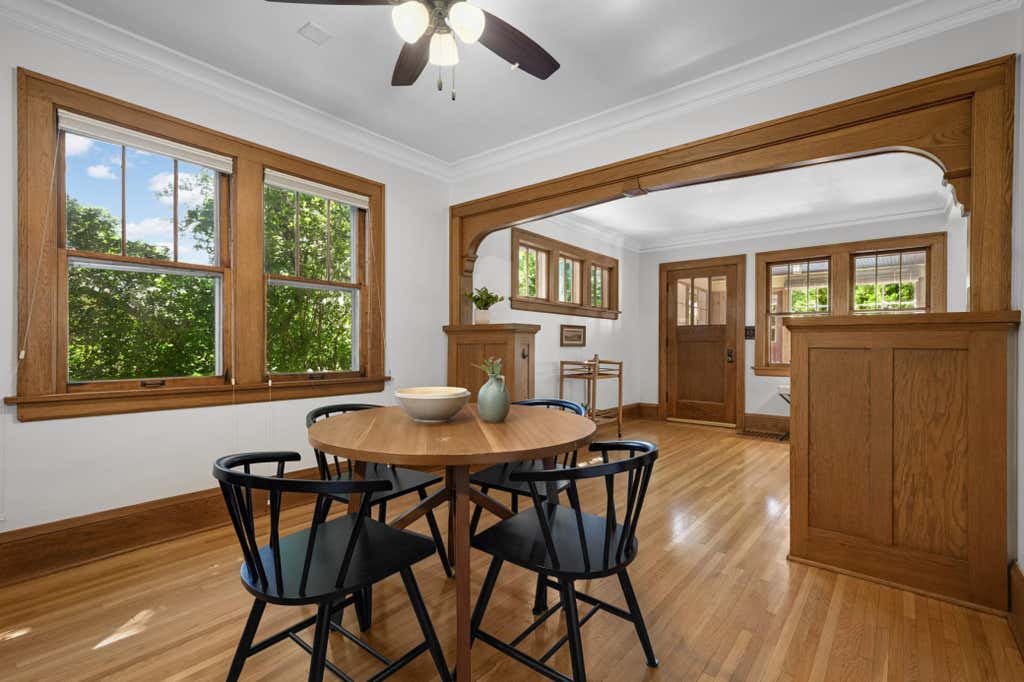 Photo of 699 Wheelock Parkway W, Saint Paul, MN 55117 (MLS # 7055875)