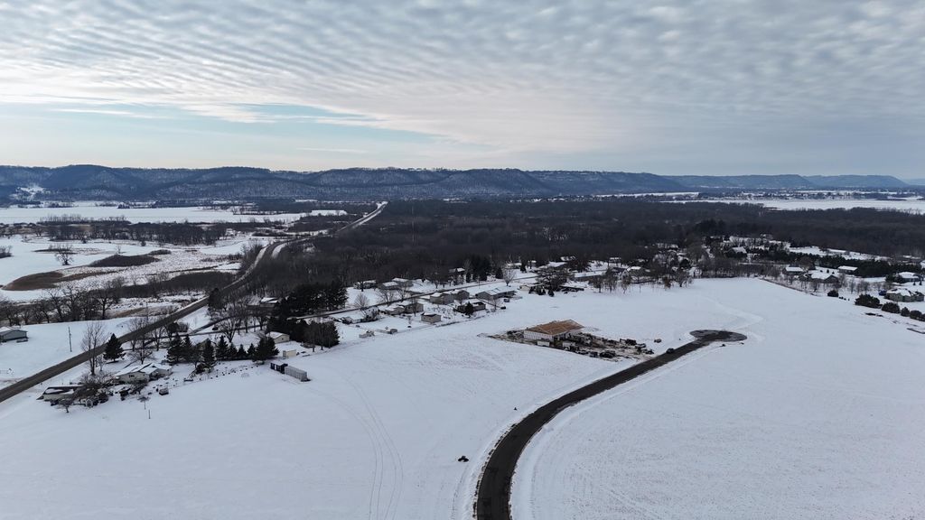 Photo of L6B1 665th, Wabasha, MN 55981 (MLS # 7007117)