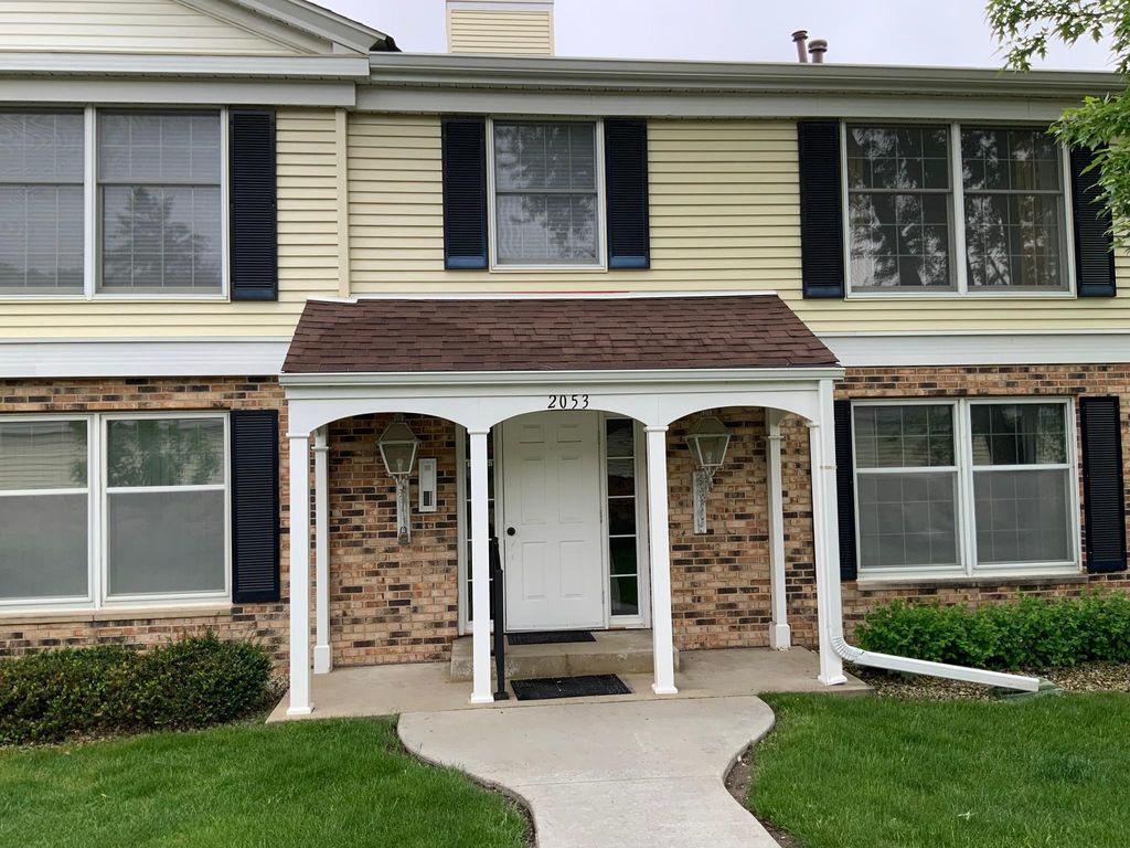 Photo of 2053 Carriage Drive SW #2053H, Rochester, MN 55902 (MLS # 7090763)