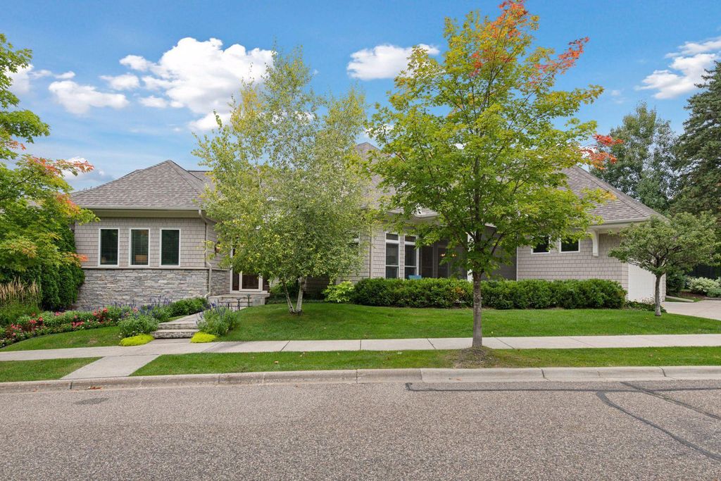 Photo of 15730 Portico Drive, Wayzata, MN 55391 (MLS # 7000784)
