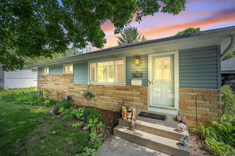 4608 Oxborough Lane Bloomington MN 55437