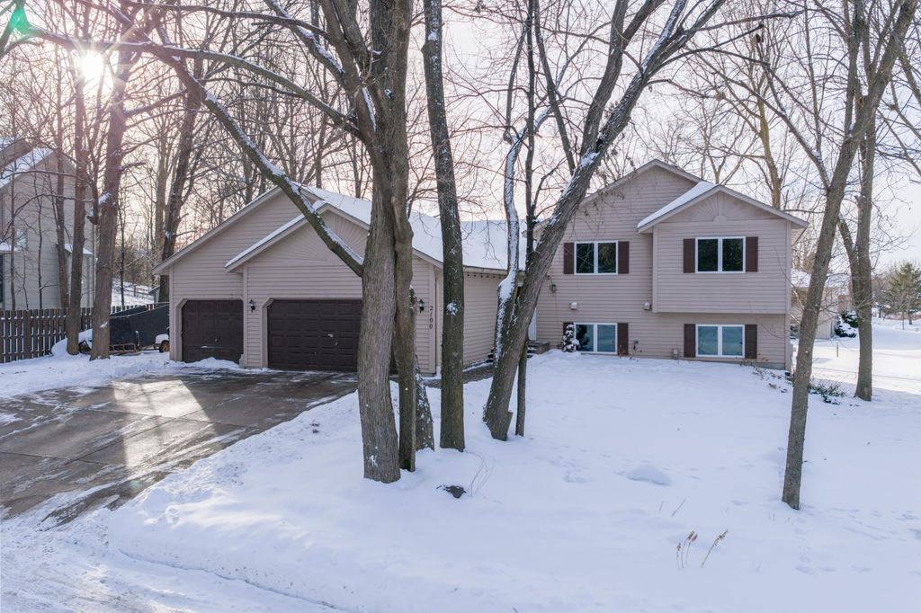 Photo of 2100 Taylor Court, Northfield, MN 55057 (MLS # 6825428)