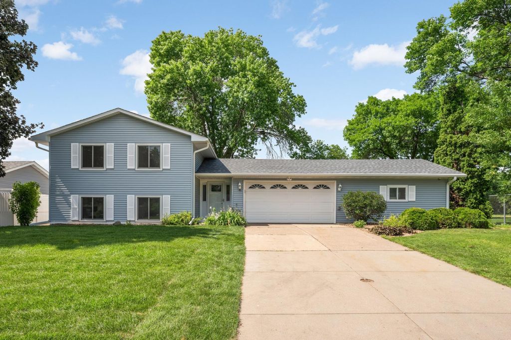 Photo of 3947 Beryl Road, Eagan, MN 55122 (MLS # 7105865)