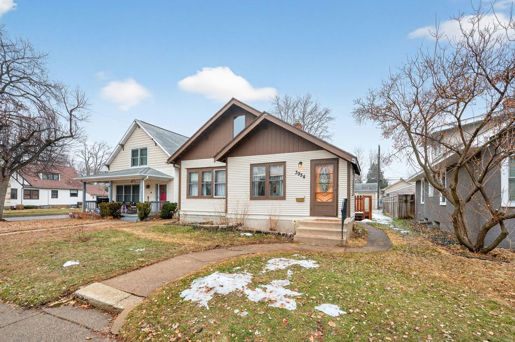 Photo of 3954 Vincent Avenue N, Minneapolis, MN 55412 (MLS # 7027314)