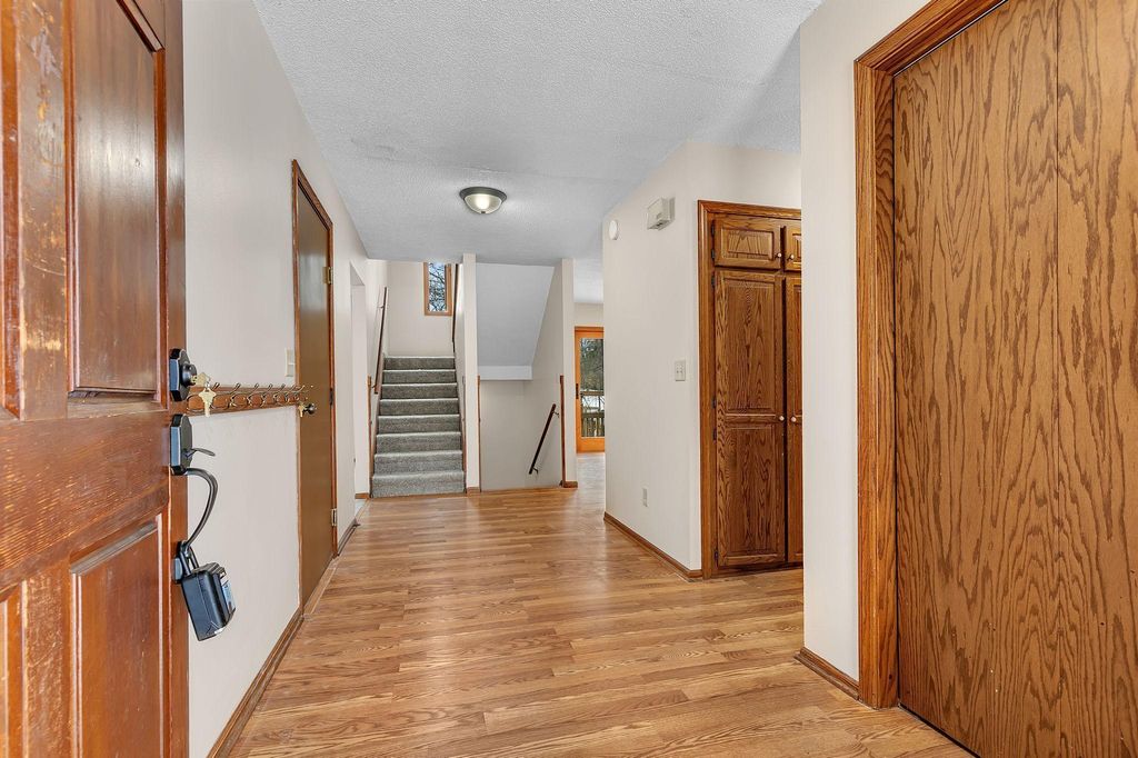 Photo of 122 Benton Oaks Drive, Sauk Rapids, MN 56379 (MLS # 7023770)