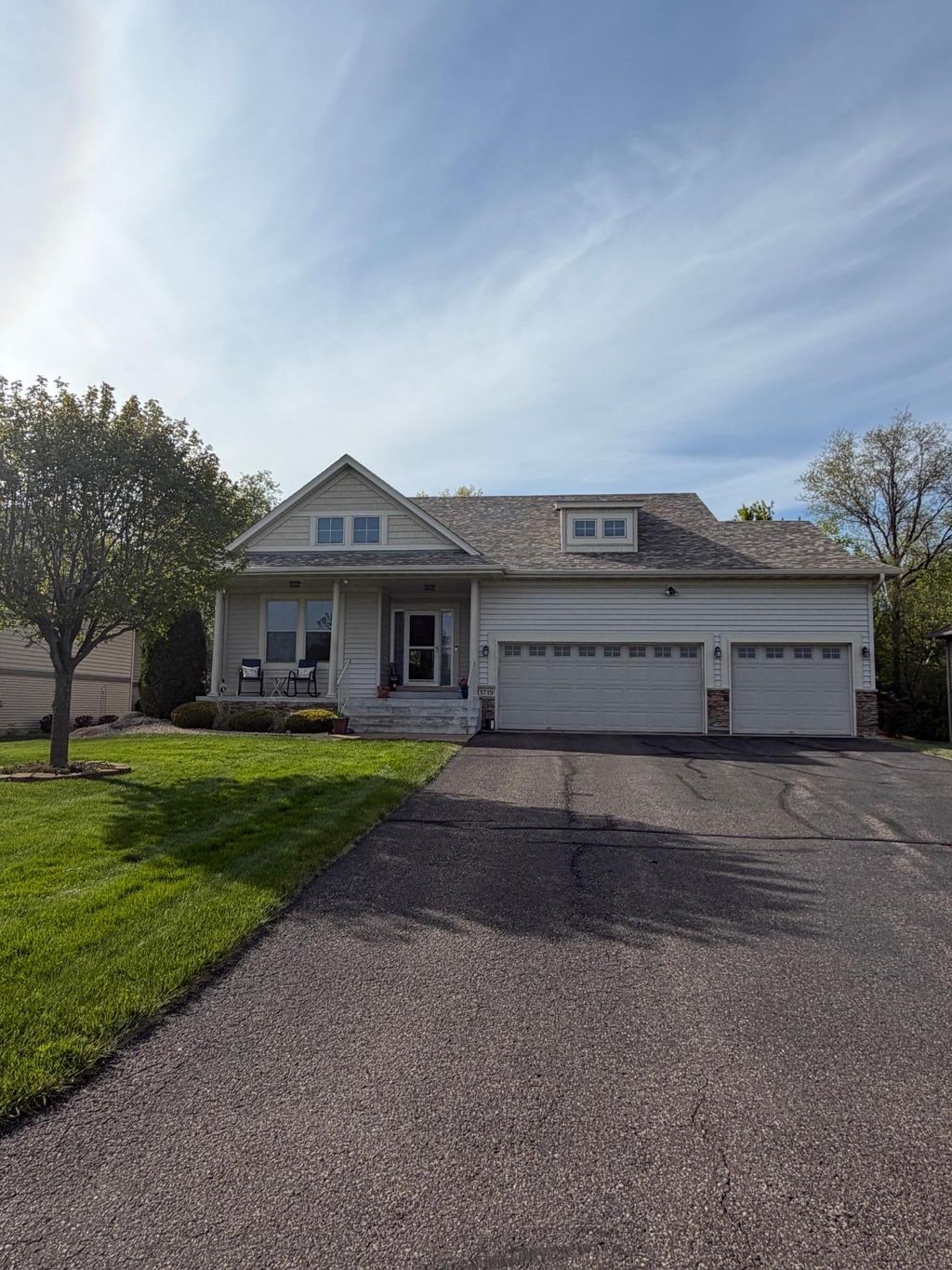 Photo of 1719 140th Avenue NE, Ham Lake, MN 55304 (MLS # 7072076)