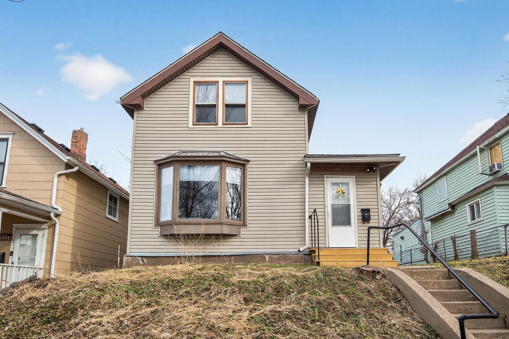 Photo of 959 Euclid Street, Saint Paul, MN 55106 (MLS # 7018978)