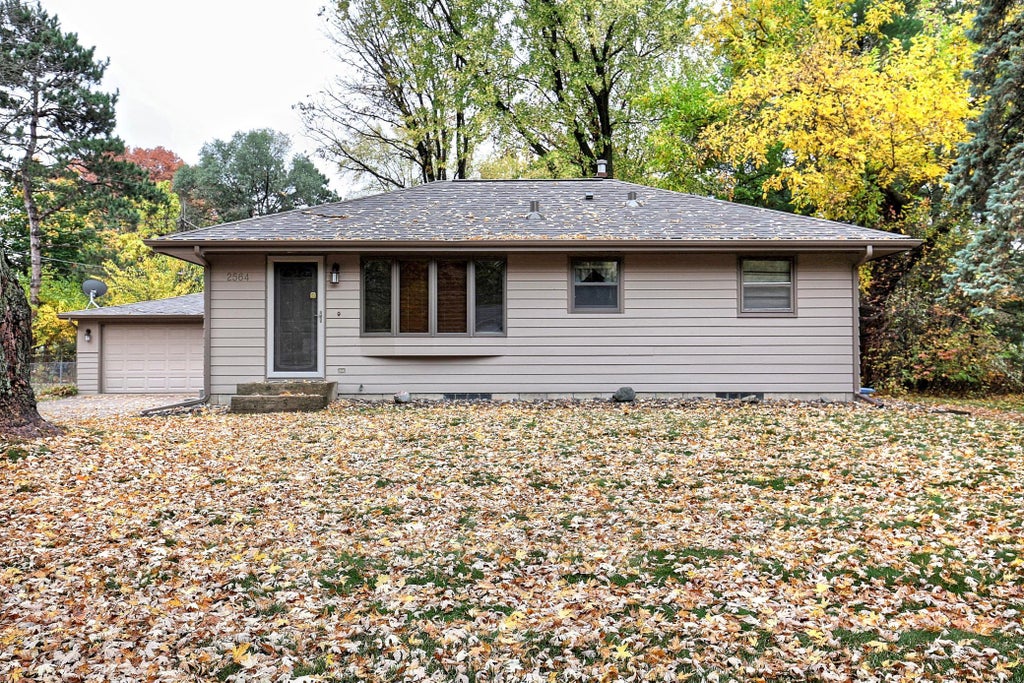 Photo of 2564 Sherwood Road, New Brighton, MN 55112 (MLS # 7165241)