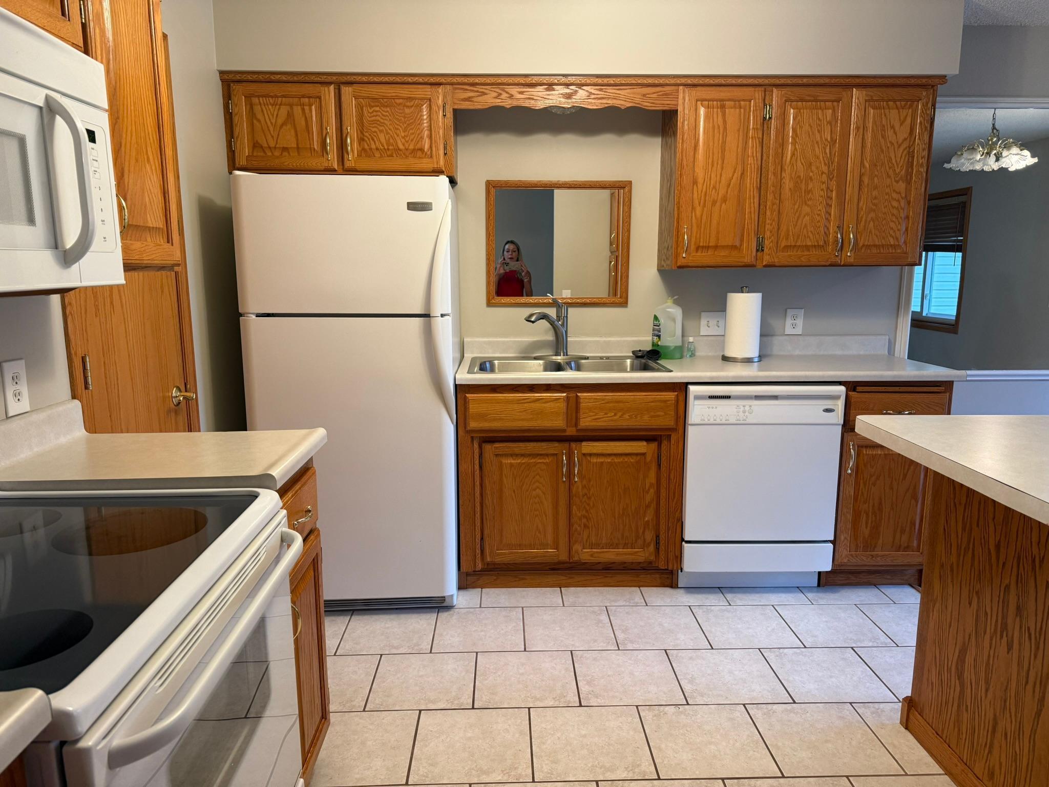 4326 Buckingham Court 1705