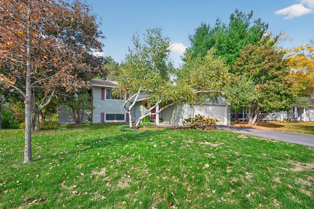 Photo of 5773 Ridge Creek Road, Shoreview, MN 55126 (MLS # 7137682)