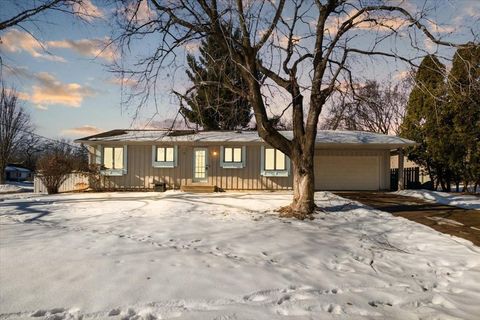 196 Cottonwood Court Stillwater MN 55082