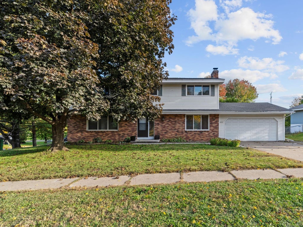 Photo of 2600 River Hills Drive, Burnsville, MN 55337 (MLS # 7144706)