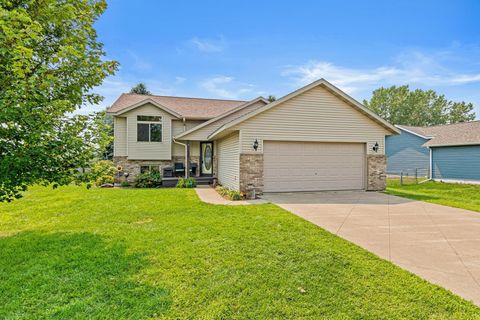 Photo of 1630 Amsterdam Street, Baldwin, WI 54002 (MLS # 6803277)