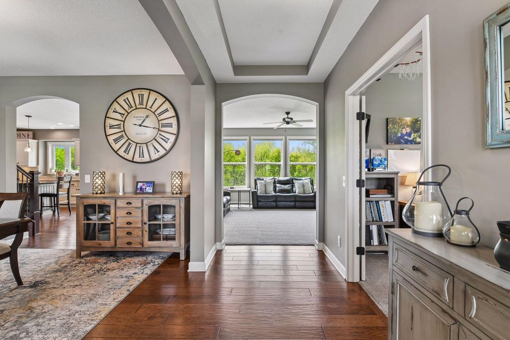 Photo of 1531 Camden Ridge Drive, Chanhassen, MN 55317 (MLS # 7068341)