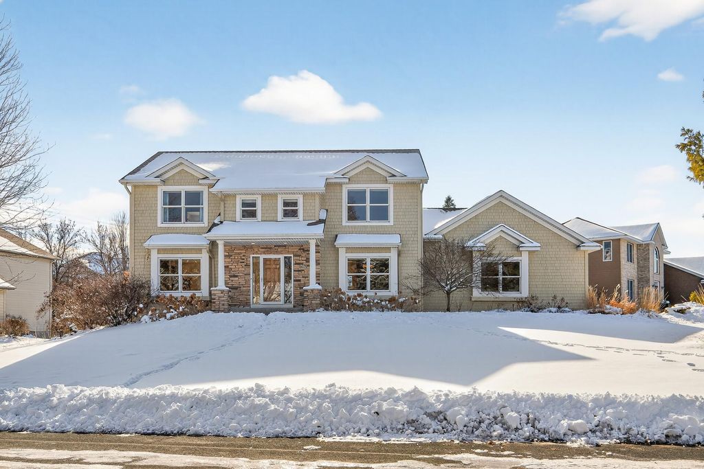 Photo of 6675 Walnut Drive, Mound, MN 55364 (MLS # 6815022)