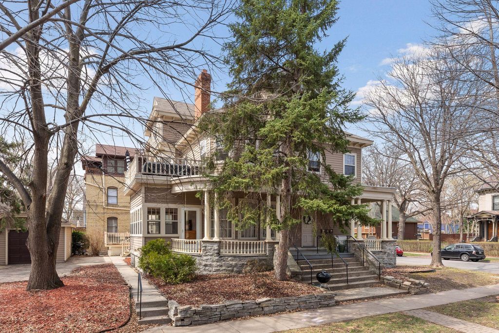 Photo of 197 Kent Street, Saint Paul, MN 55102 (MLS # 7086068)