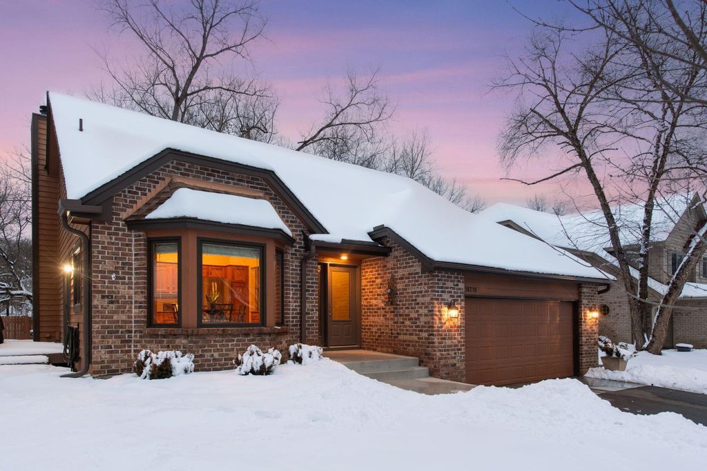 Photo of 18719 Clear View Drive, Minnetonka, MN 55345 (MLS # 7024680)