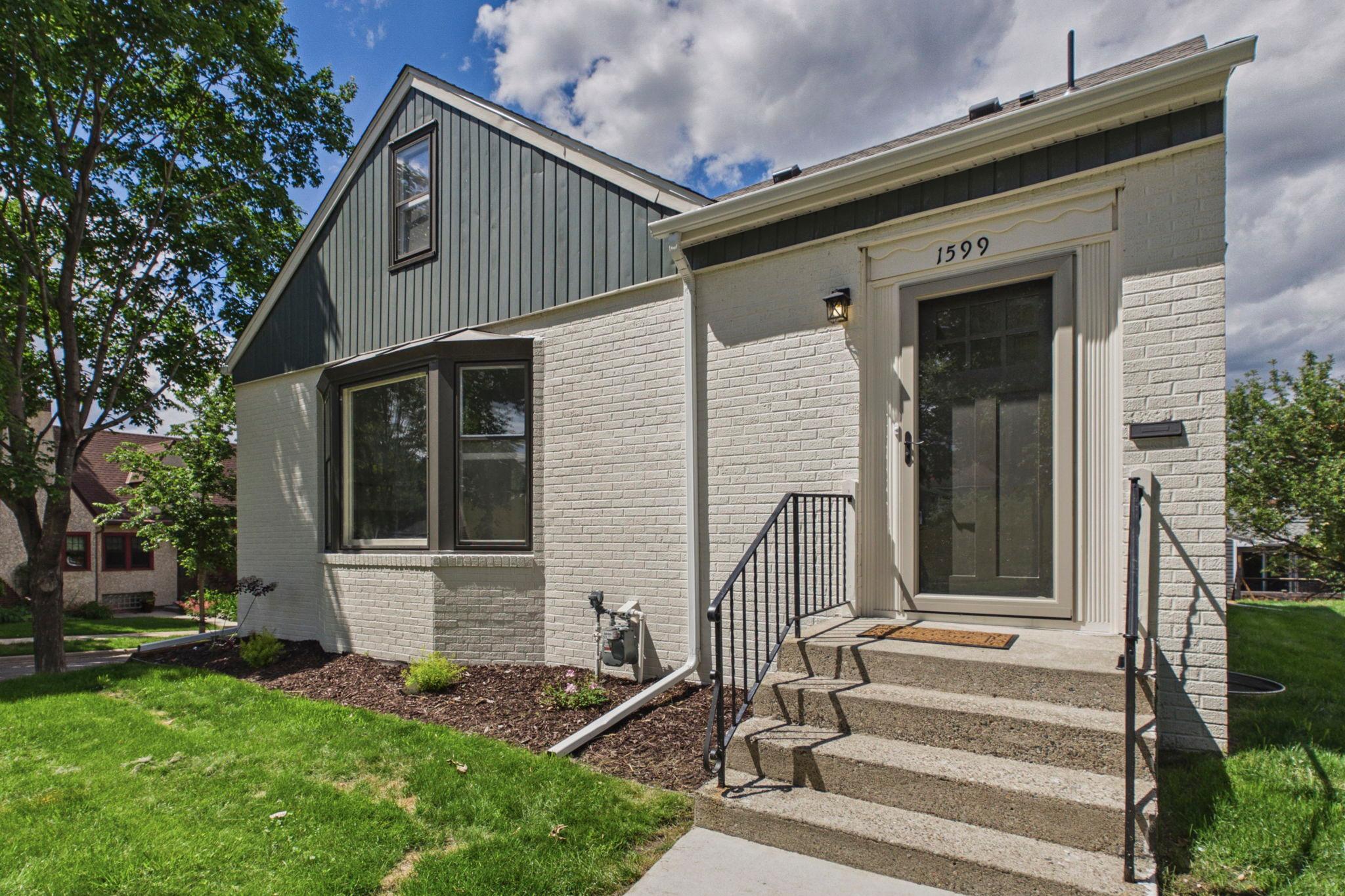 1599 Highland Parkway