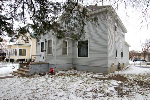 Photo of 315 Hassan Street SE, Hutchinson, MN 55350 (MLS # 6821659)