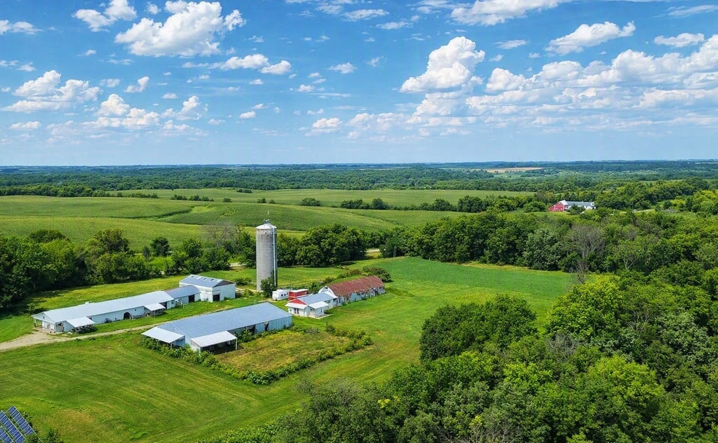 Photo of 55616 State Highway 57, West Concord, MN 55985 (MLS # 7139930)