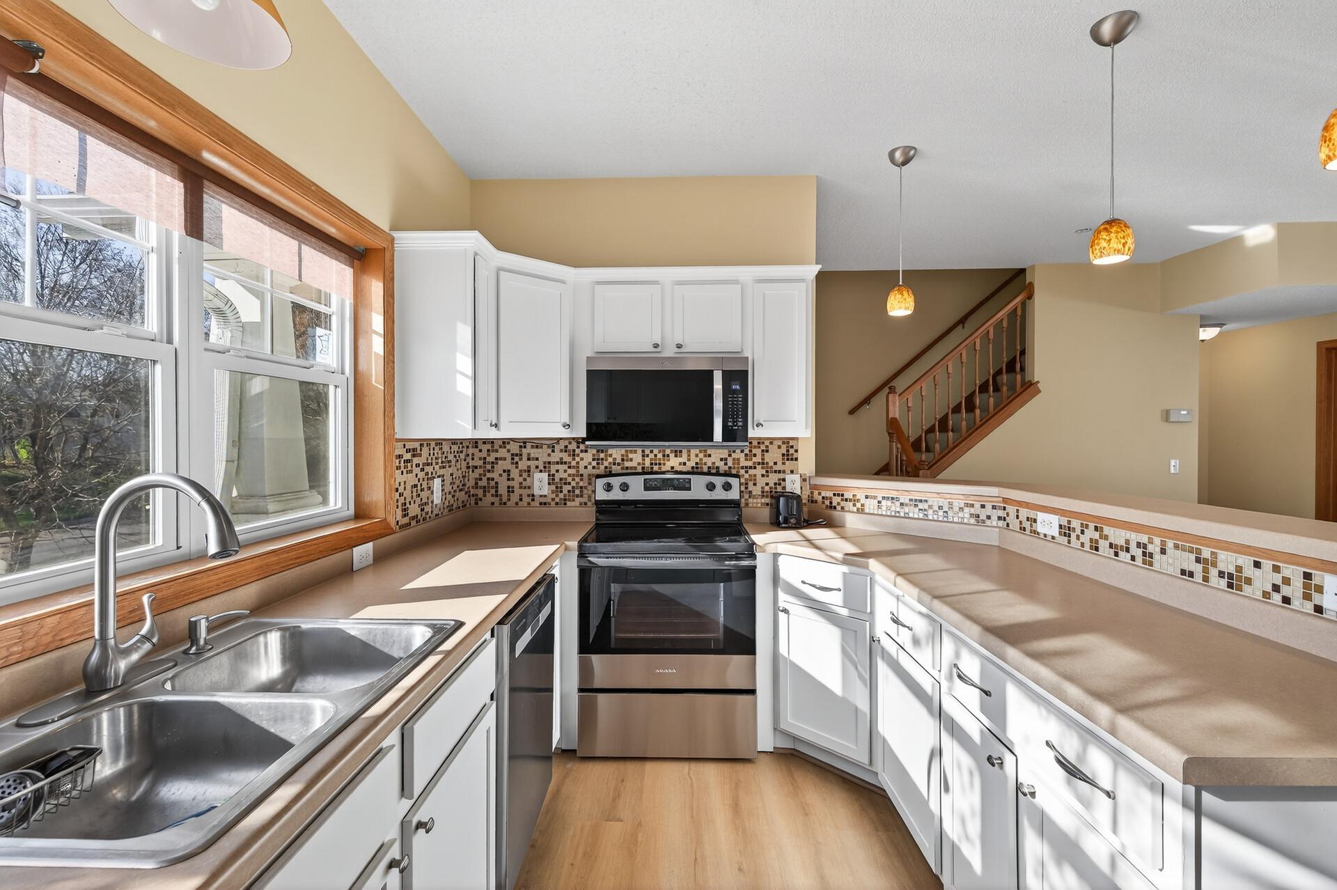 1351 Magnolia Avenue E 1351