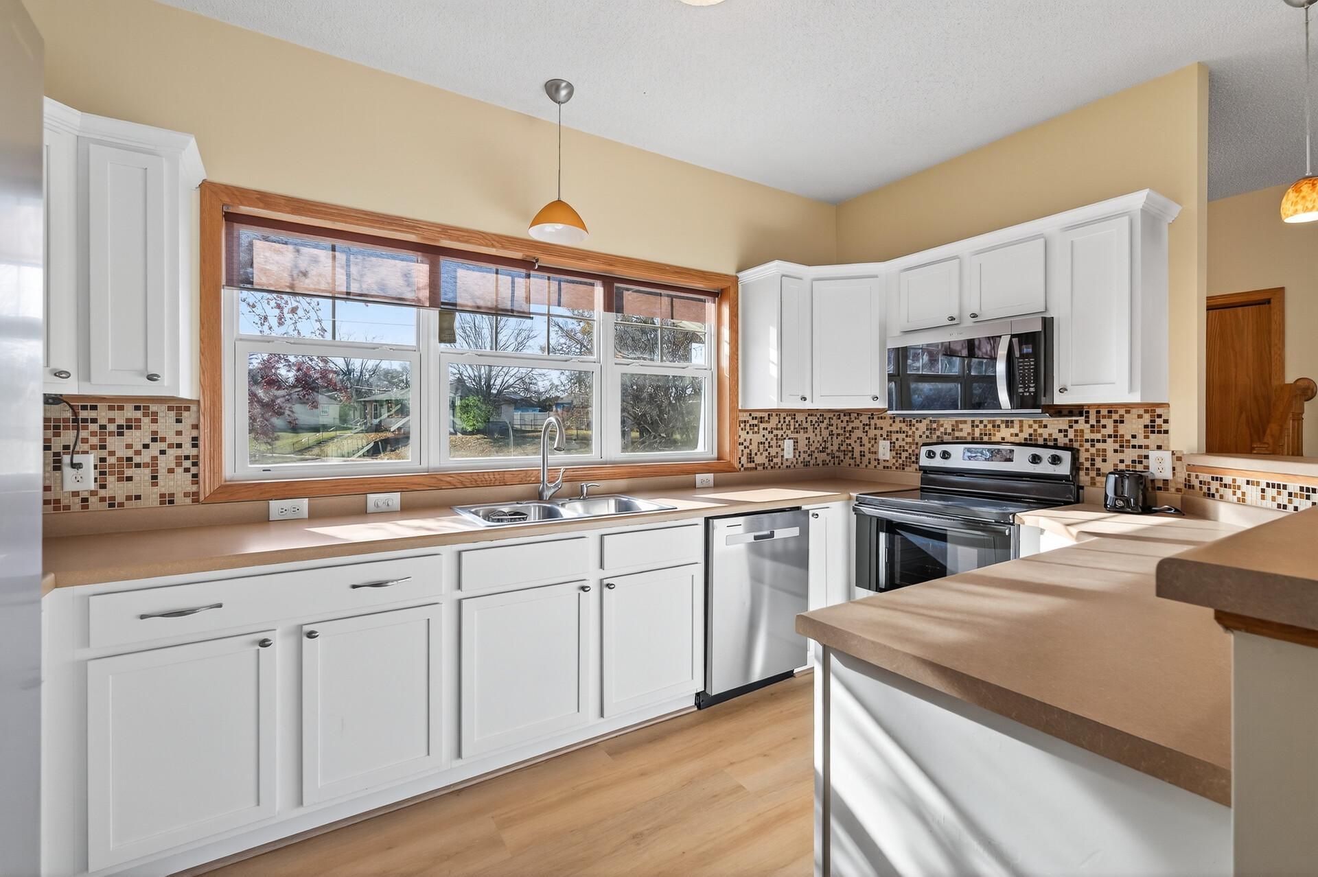 1351 Magnolia Avenue E 1351