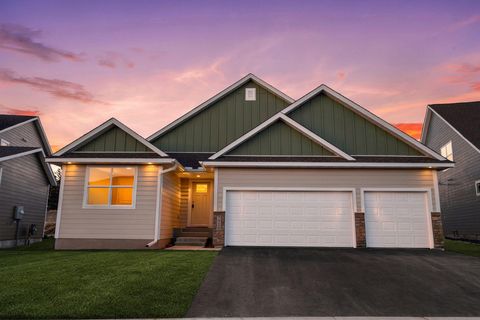 7329 Agate Trail Inver Grove Heights MN 55077