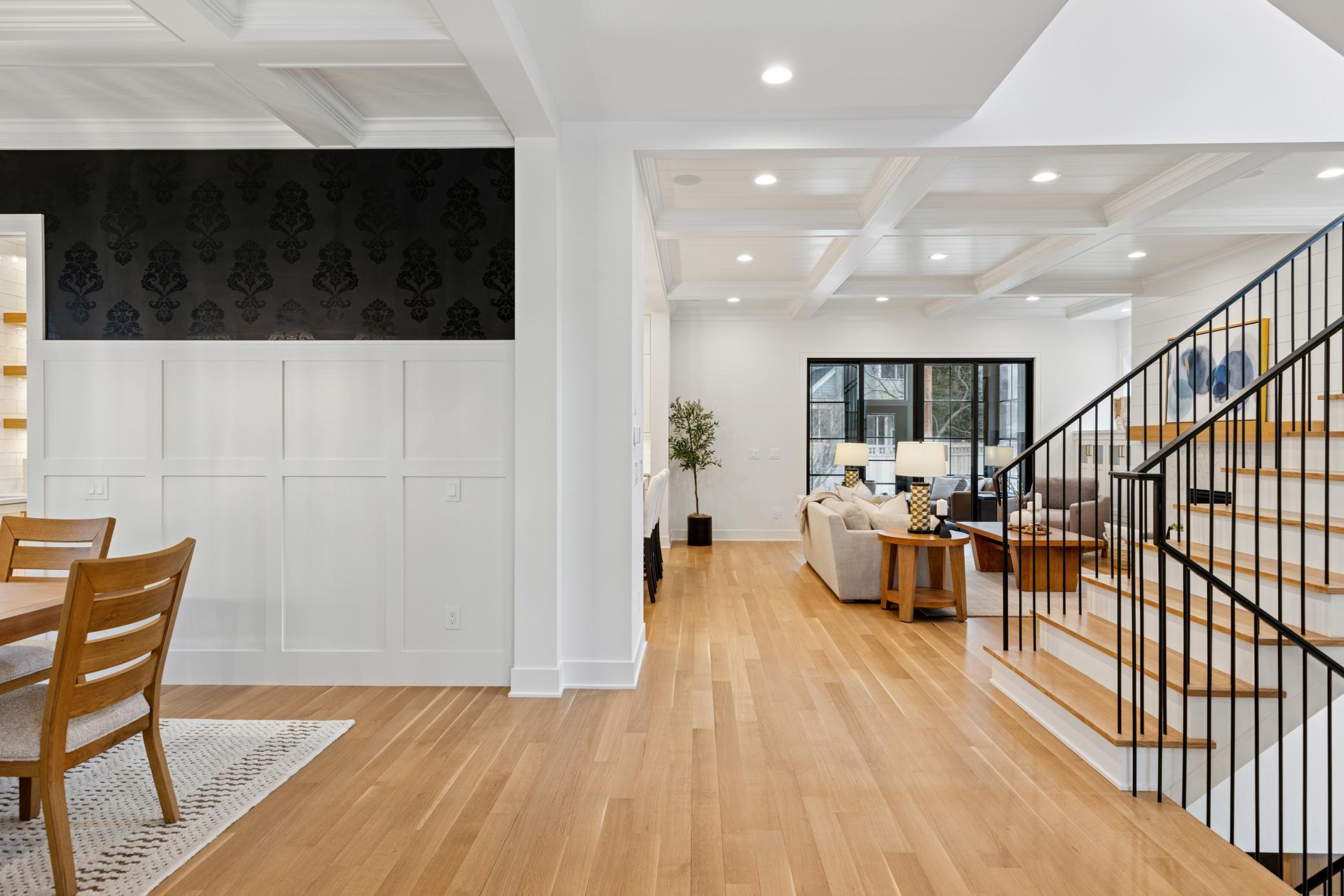 1967 Sheridan Avenue S