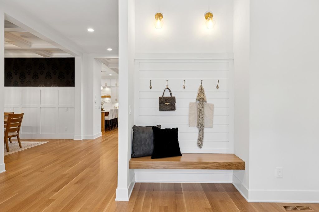 Photo of 1967 Sheridan Avenue S, Minneapolis, MN 55405 (MLS # 7010605)