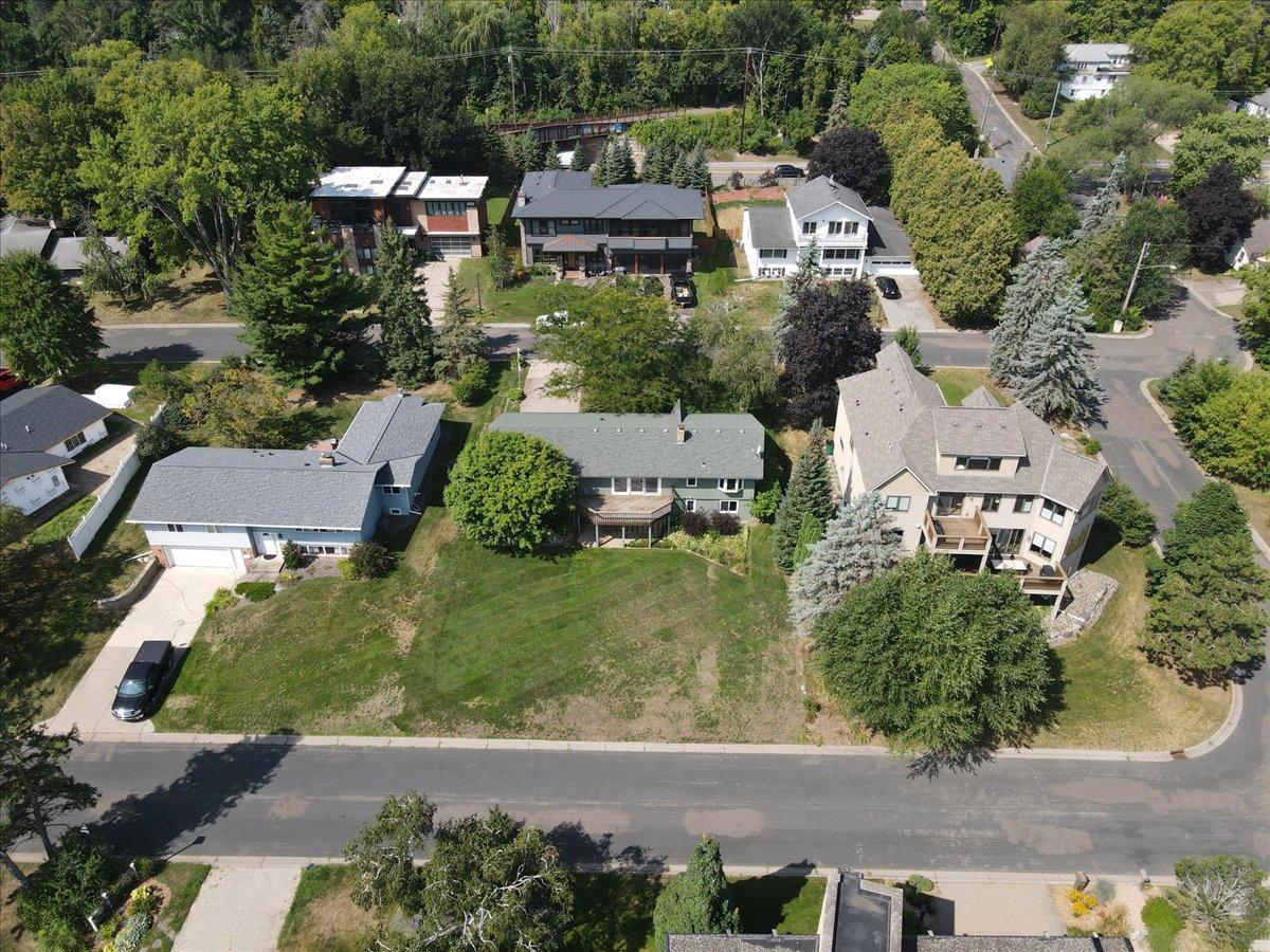 103 Lakeside Drive