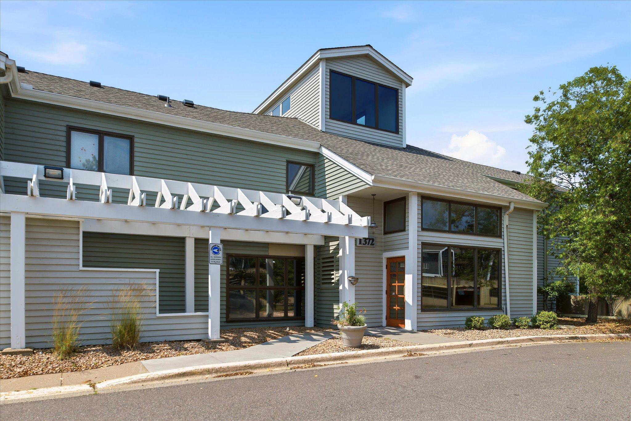 1372 Carling Drive 307