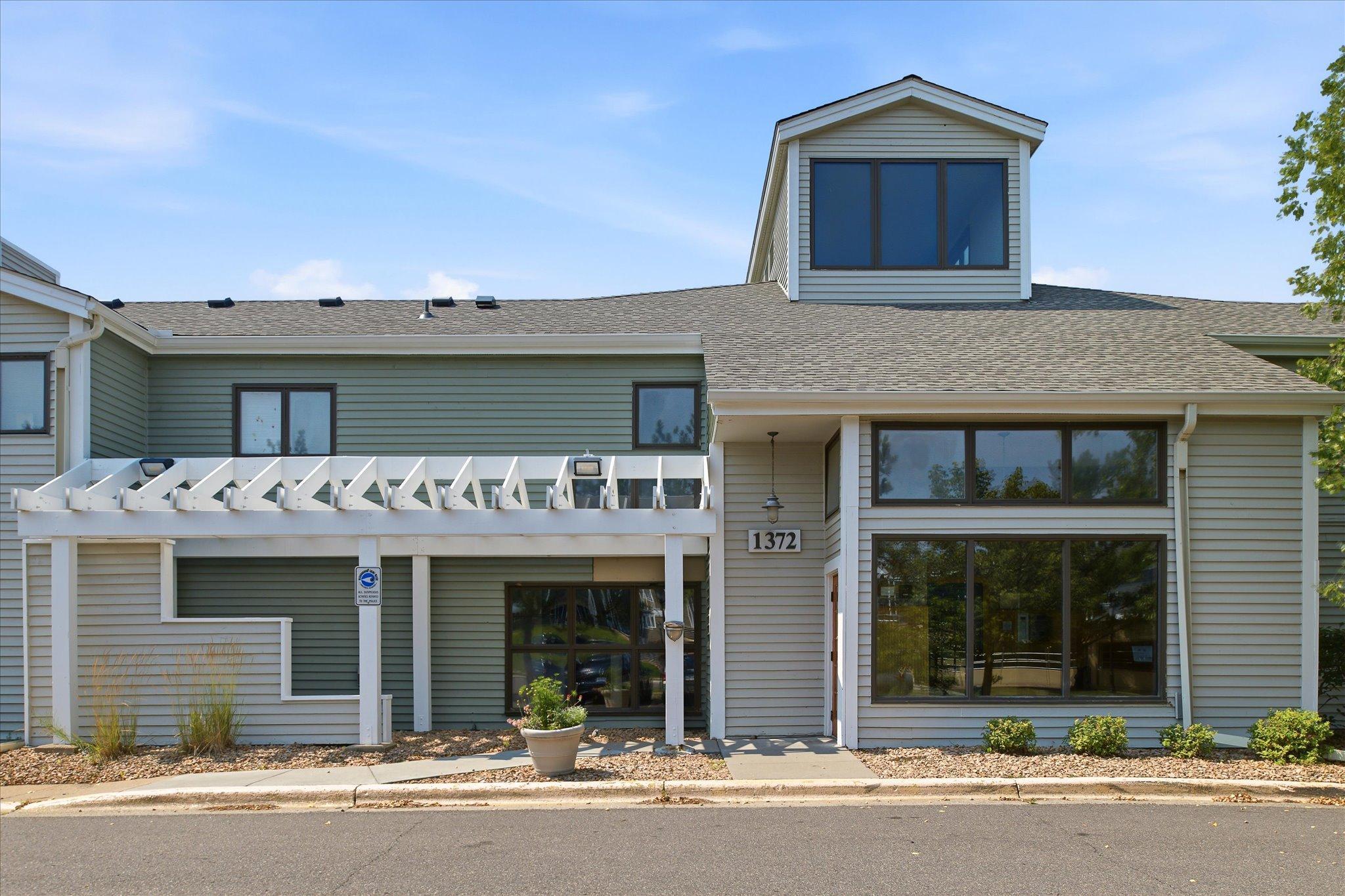 1372 Carling Drive 307
