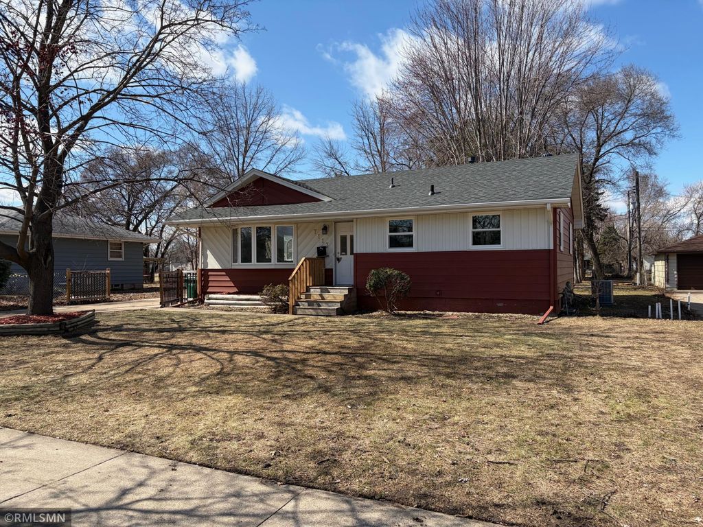 Photo of 7113 Halifax Avenue N, Brooklyn Center, MN 55429 (MLS # 7045693)