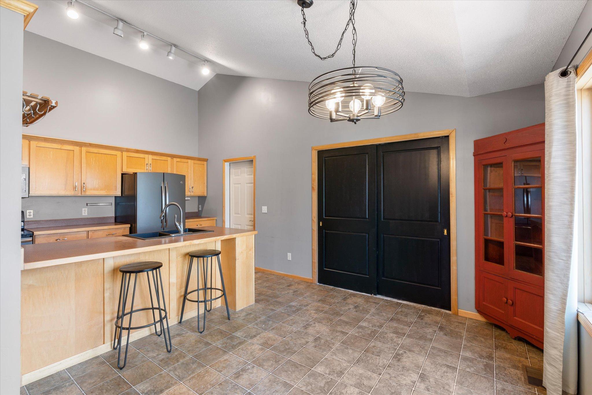 13910 Cherrywood Drive
