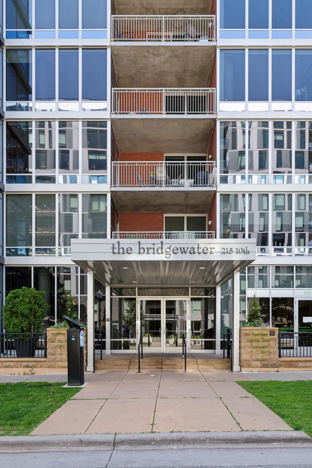 215 10th Avenue S 533