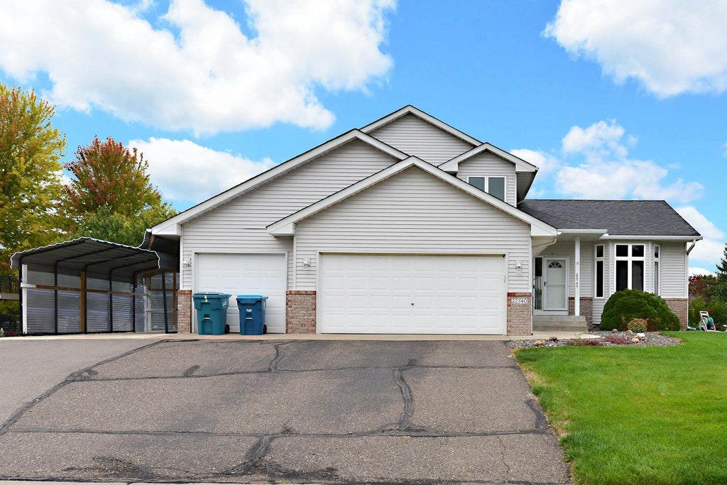 Photo of 22740 Fawn Trail, Rogers, MN 55374 (MLS # 7148196)