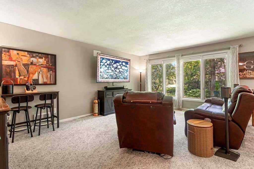 Photo of 2685 Glenbrook Avenue N, Oakdale, MN 55128 (MLS # 7111032)
