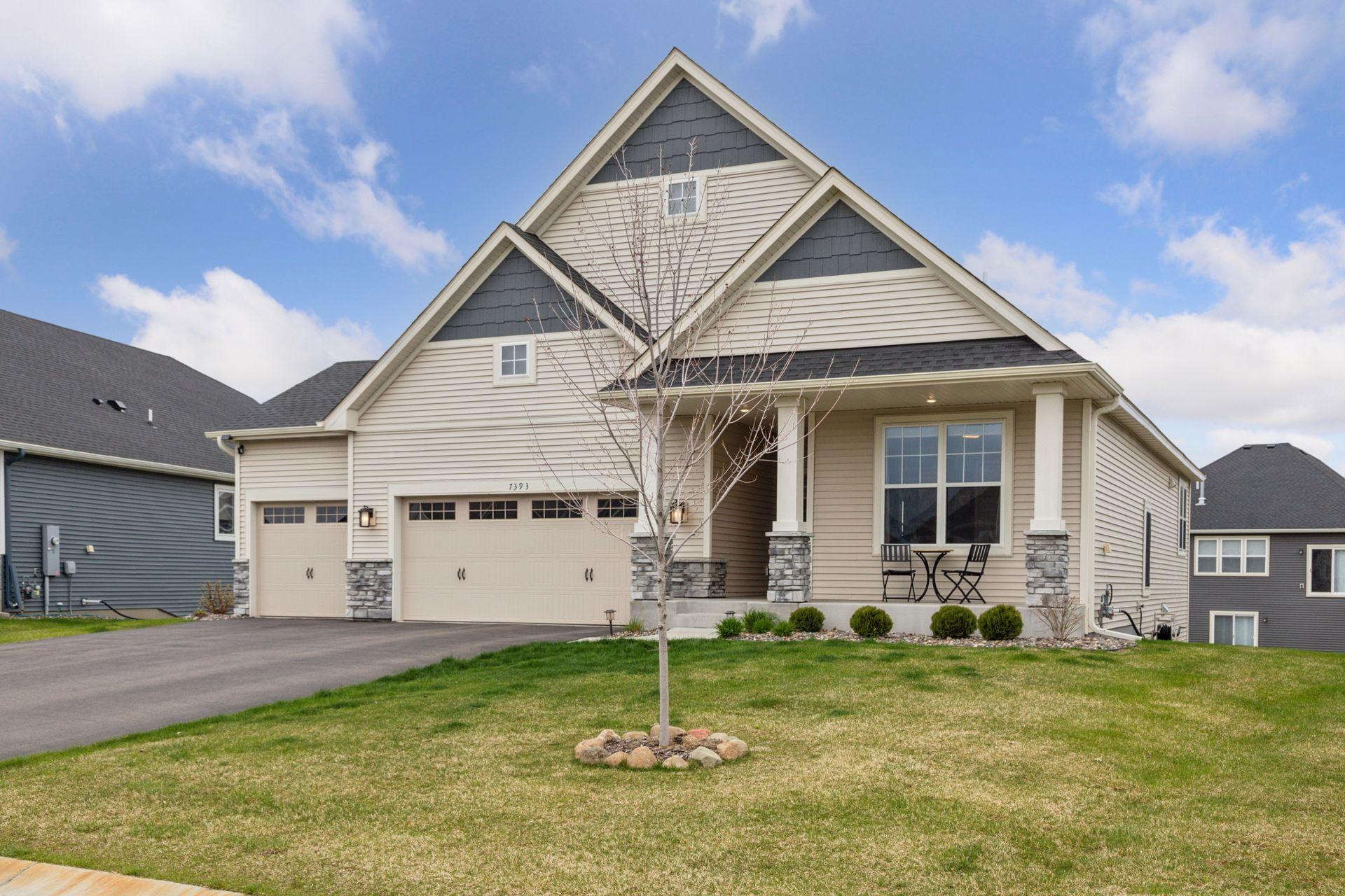 7393 Emily Circle