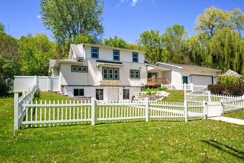 740 Main Street W, Carver, MN 55315 - #: 7073232