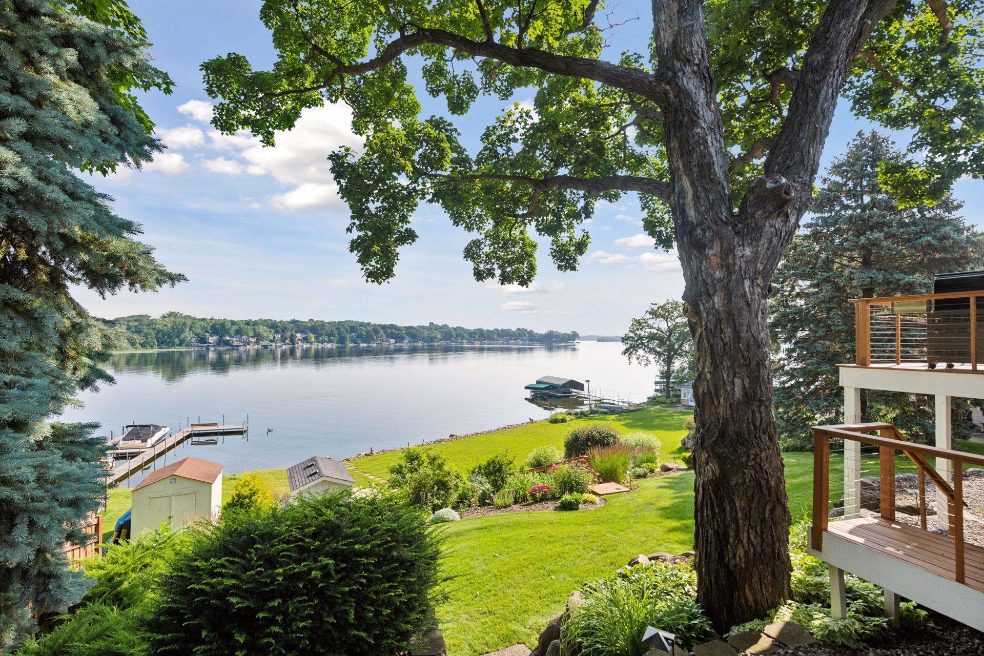 3590 Tuxedo Road