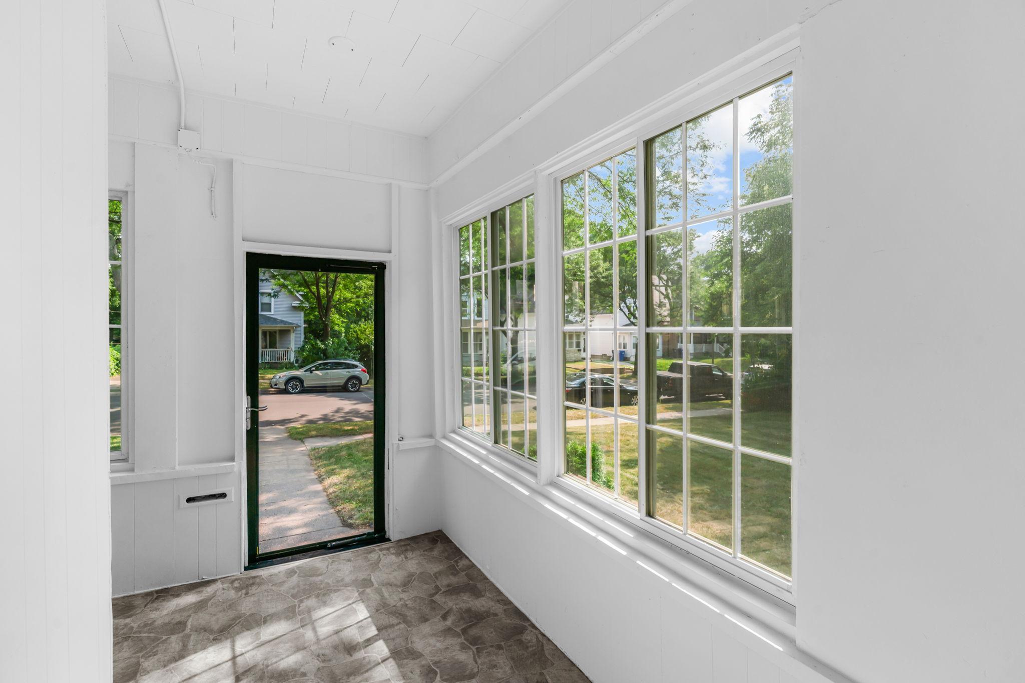 55 Front Avenue