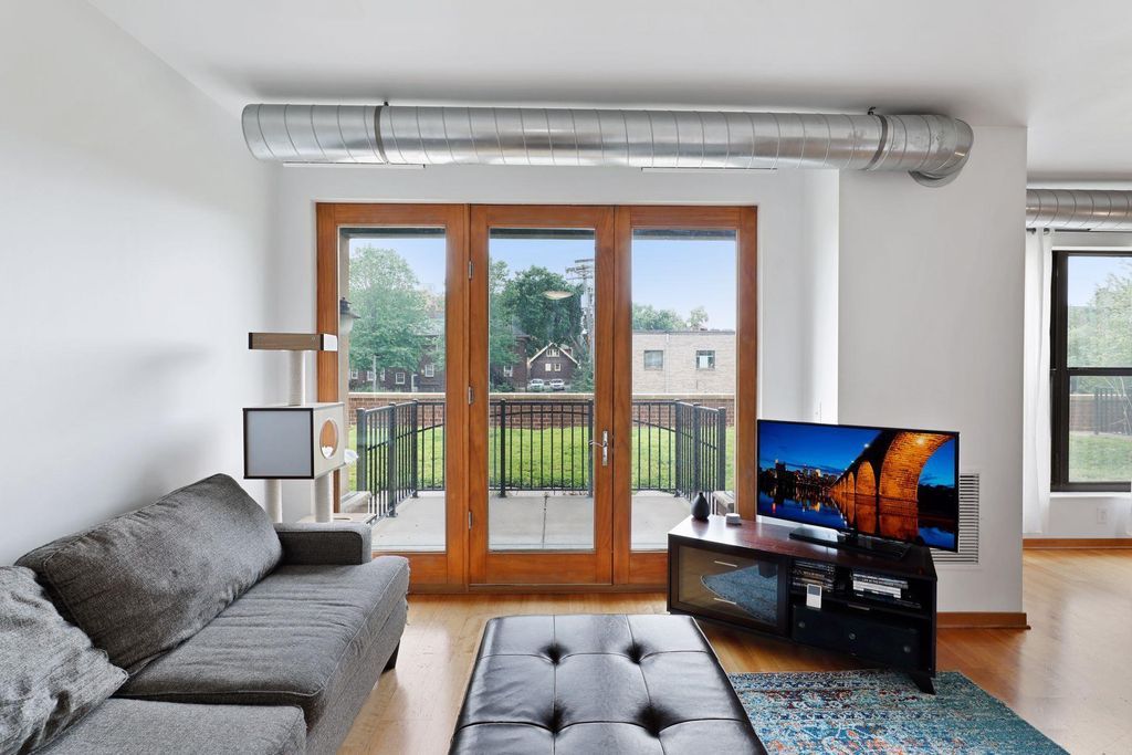 Photo of 15 E Franklin Avenue #211, Minneapolis, MN 55404 (MLS # 7063936)