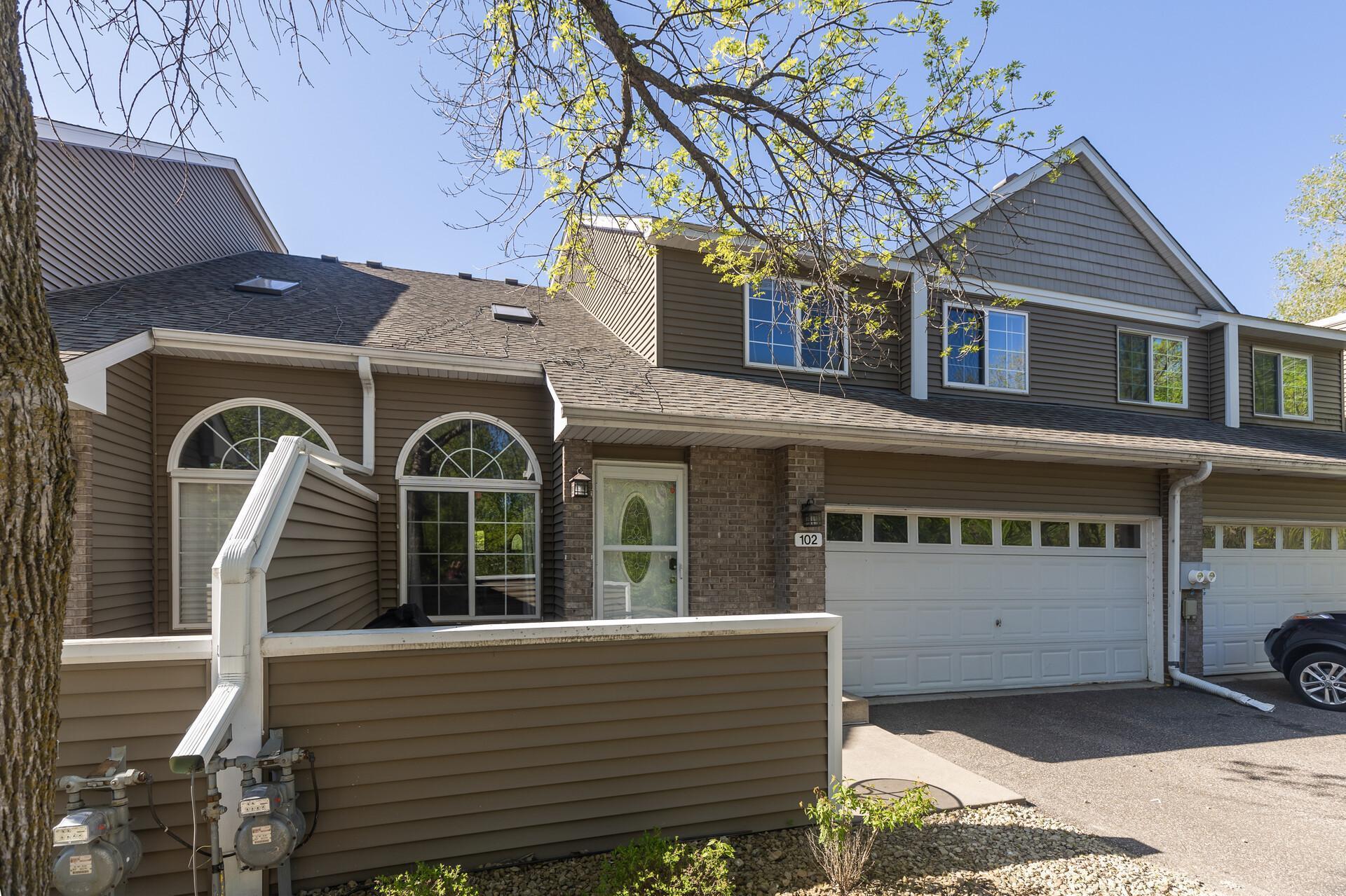 102 Primrose Court