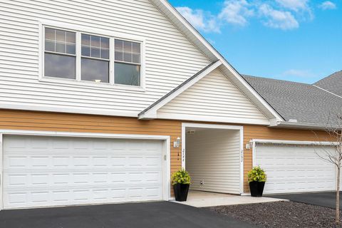 2144 Village Trail Mound MN 55364