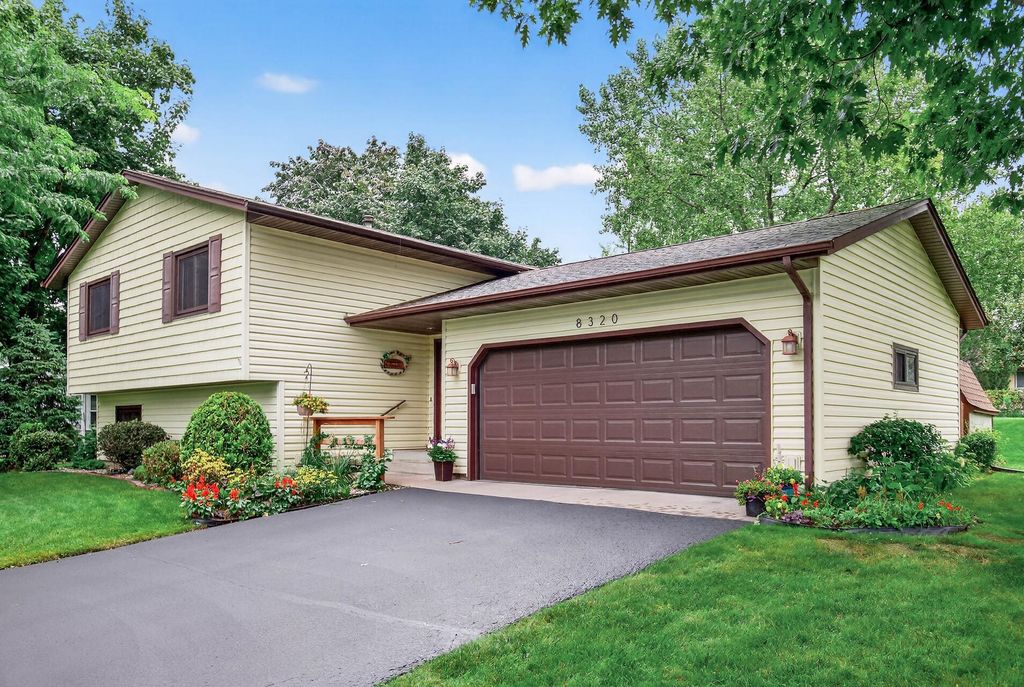 Photo of 8320 Cleadis Avenue, Inver Grove Heights, MN 55076 (MLS # 6792890)
