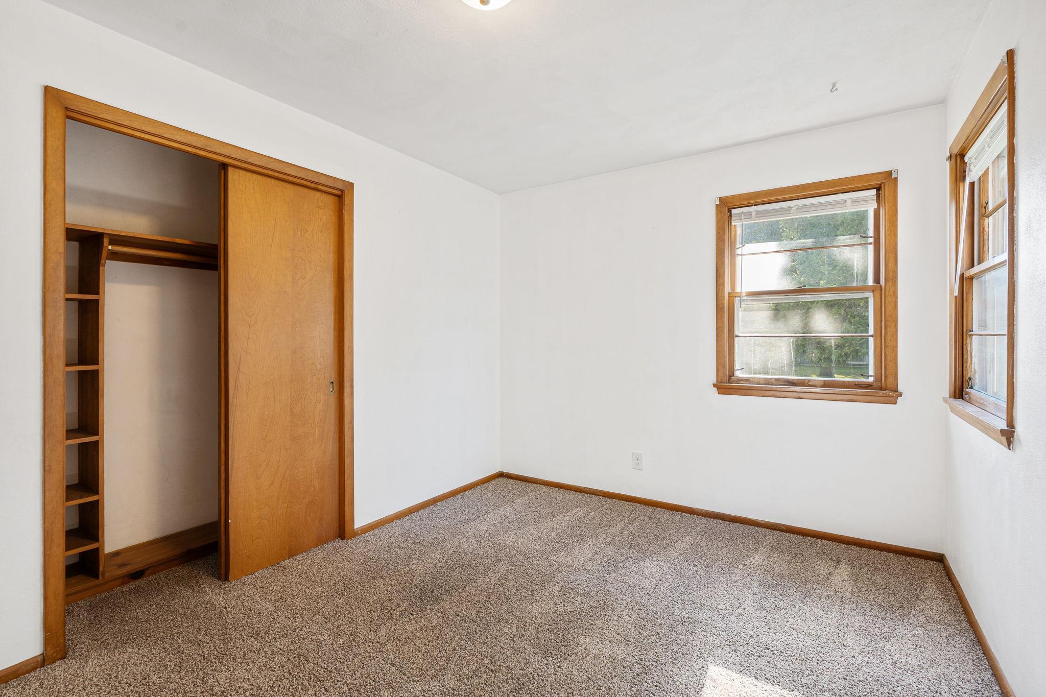 Owatonna, Minnesota 55060, United States, 3 Bedrooms Bedrooms, ,2 BathroomsBathrooms,Residential,Active,203696